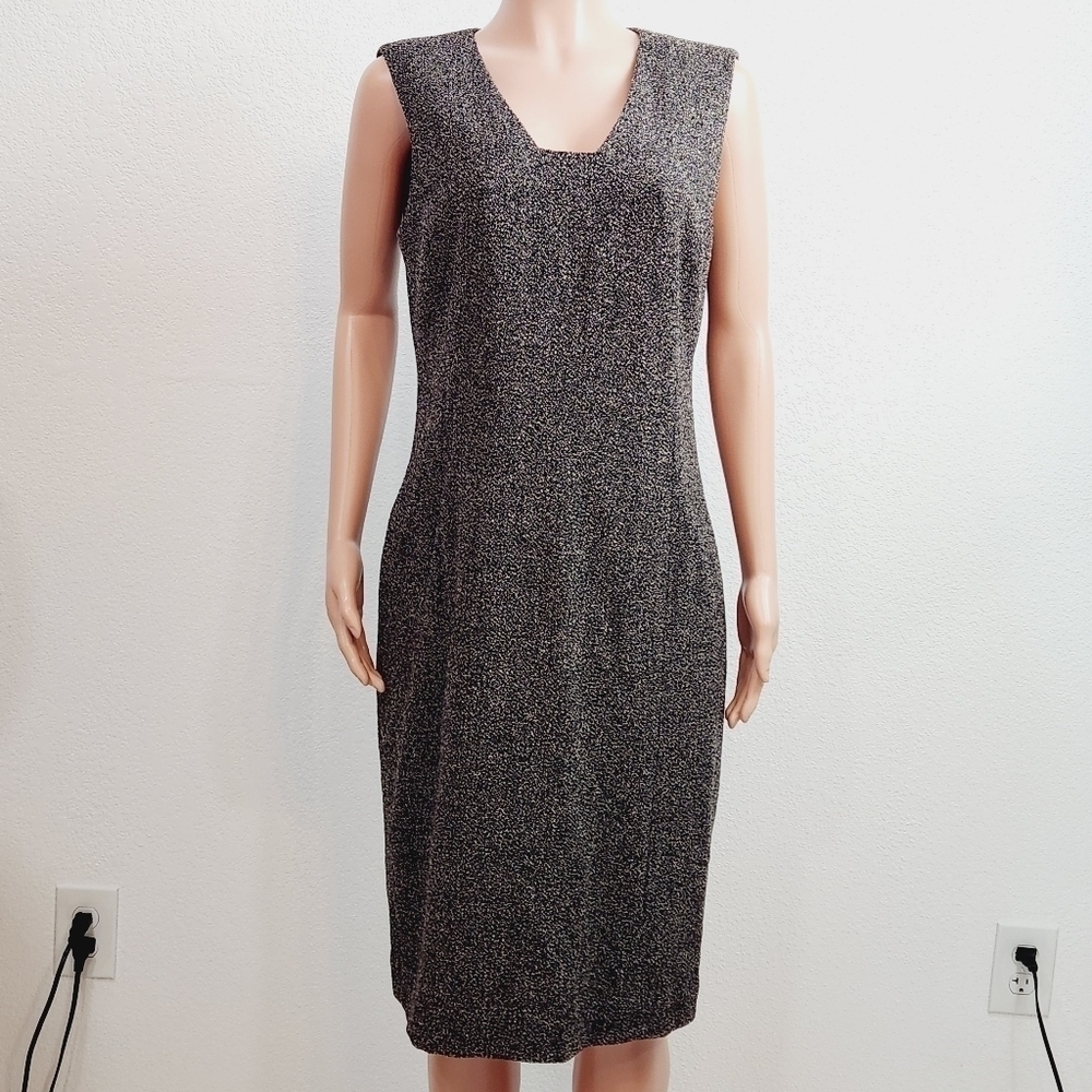 DANA Buchman Women’s Deep Square Neck Sleeveless Dress Size: 14